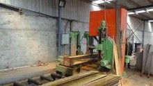 Wood cutting Vertical Band Saw Machine with Log Carriage & Working Foundation