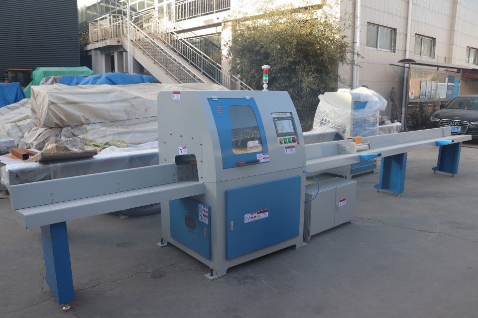 Panel Saw Machine Wood Cutting Automatic Wood Cut Off Saw Wood Pallet Cutting Band Saw Machine