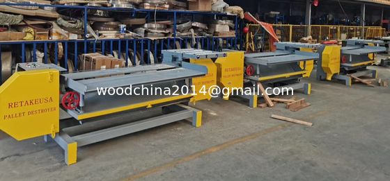 Holzpalletenschneidende Bandsäge Sägemühle Zerlegemaschine Palletzerlegungswerkzeug