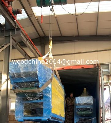 Holzscherenmaschine / Holzspaltmaschine für Geflügelbetten