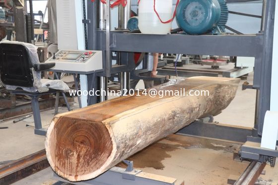 China Hardwood Schneidmaschine Großes tragbares horizontales Holzband Sägemühl