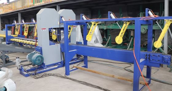 CNC-Holzsägemaschine Zwillingsvertikalbandsägemaschine Holzschneidestamm Sägemühle zum Verkauf