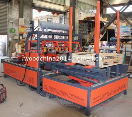 Hölzerner Stringer Pallet Machine, Palette, die Maschine nageln, USA und nationale Art-hölzerne Paletten Maschine nagelnd