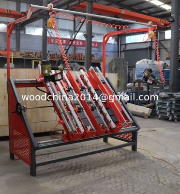 Maschine zum Nägeln von Paletten aus Holz, Pneumatische Maschine zum Nägeln von Paletten aus Holz, Breite max. 3300 mm
