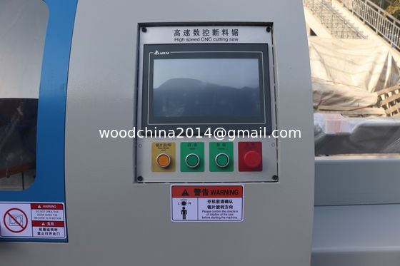 Fortgeschrittene, hocheffiziente, stabil arbeitende, automatische Holz-Kreuzsauge 600 mm mit 11 kW/15 PS 5-30 m/min