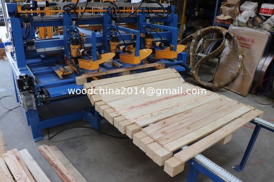Holzbearbeitungsmaschinen Palettenmaschinen Produktionslinie Sägemühle Sperrholz Fuß Pier Schneidmaschine zum Schneiden und Nageln