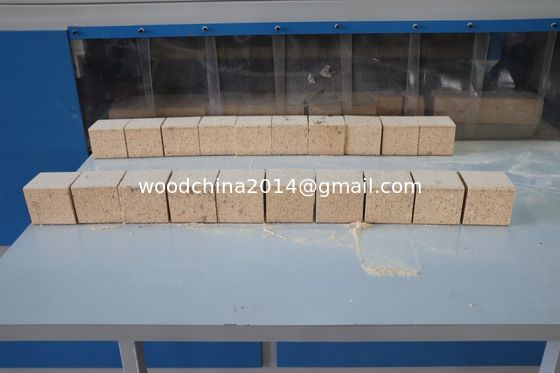 Maschine zum Schneiden von Palettenblöcken mit mehreren Klingen Automatische Maschine zum Schneiden von Holzpalettenblöcken mit mehreren Euro