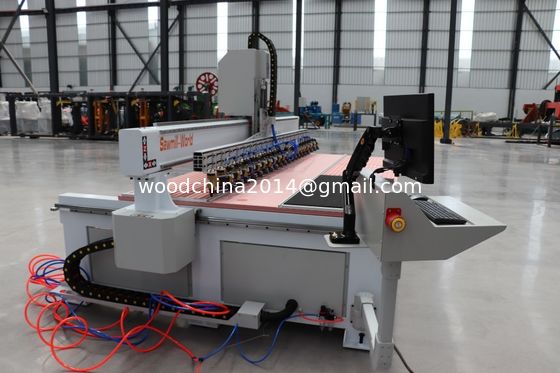 Automatisches Dekorationsbrett Schalldicht Akustikdecke Holzplatten Nagelmaschine