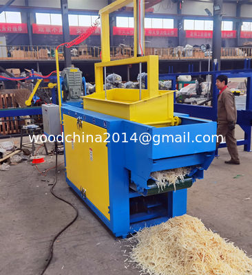 1500 KG pro Stunde Holzplaner Maschine Geflügelbett machen Maschine Eiche Olivenbaum Holz Log Spießmaschine